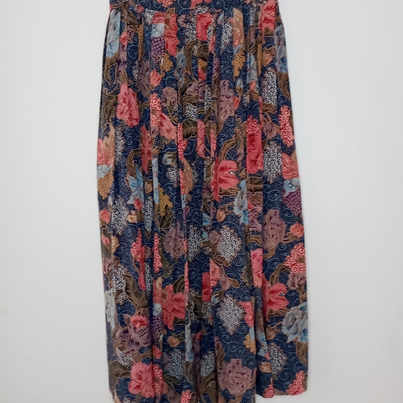 Ellen Tracy Vintage Silk Pleated Floral Skirt - Picture 3 of 5